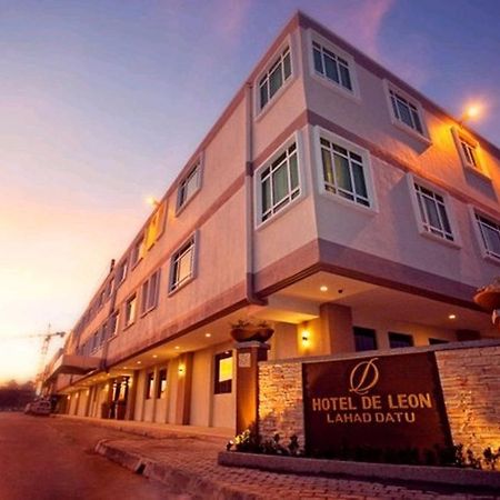 Hotel De Leon II Лахад Дату Екстериор снимка